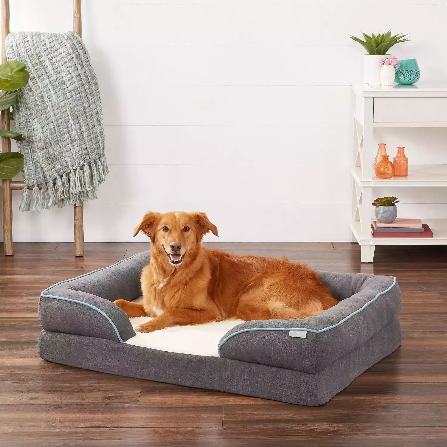 Frisco Plush Orthopedic Bolster Bed