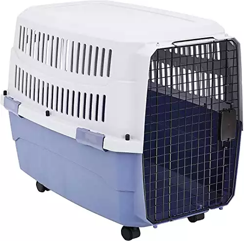 AmazonBasics Pet Carrier Kennel With Plastic Ventilation