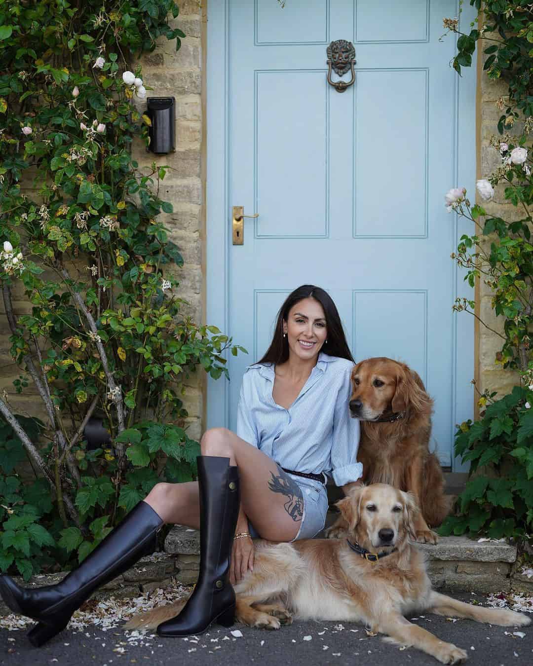 photo of golden retrievers with their owner ursula