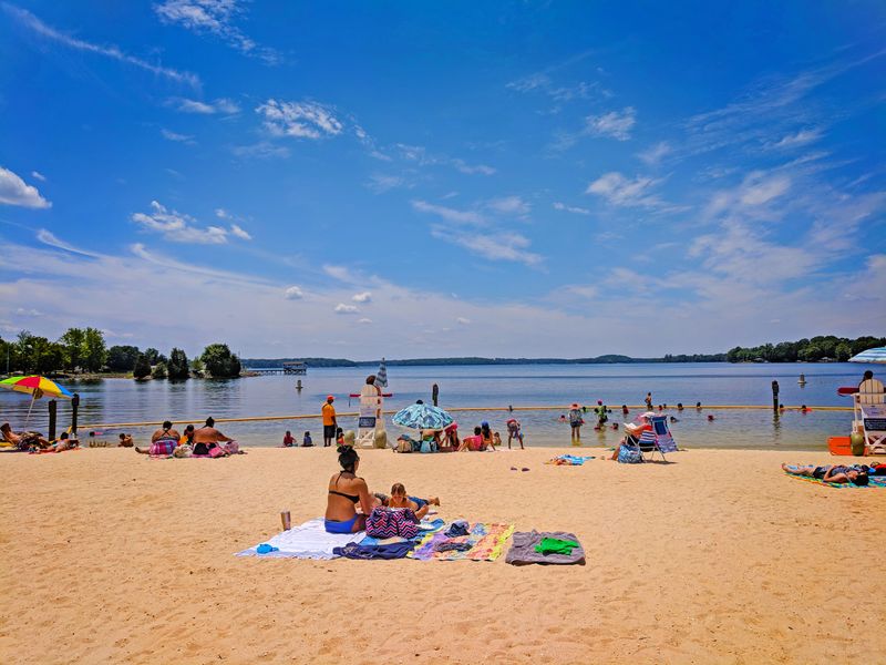 Lake Norman Public Beach: Family-Friendly Waters Without Reptilian Residents