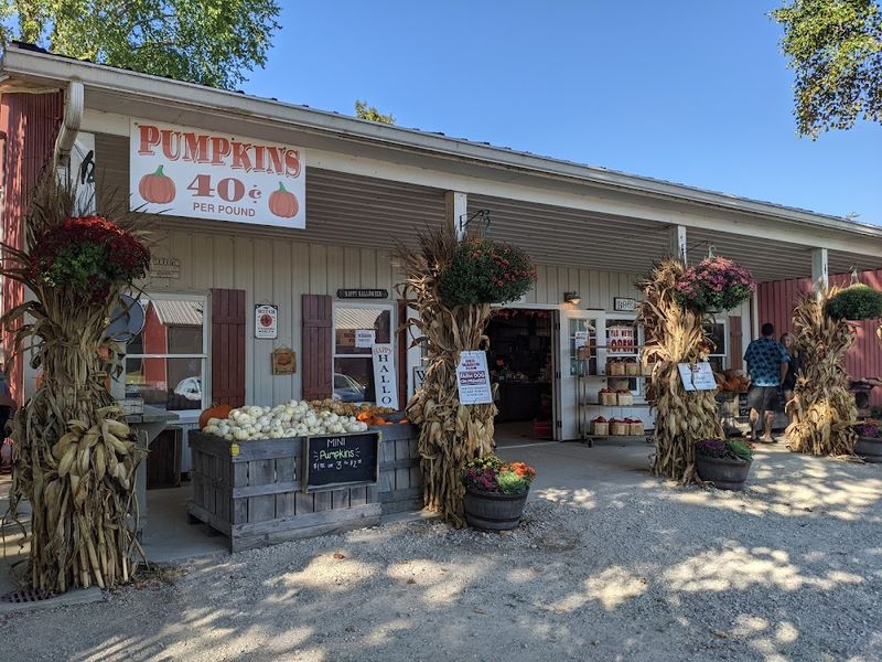 Red Wagon Farm — Columbia Station