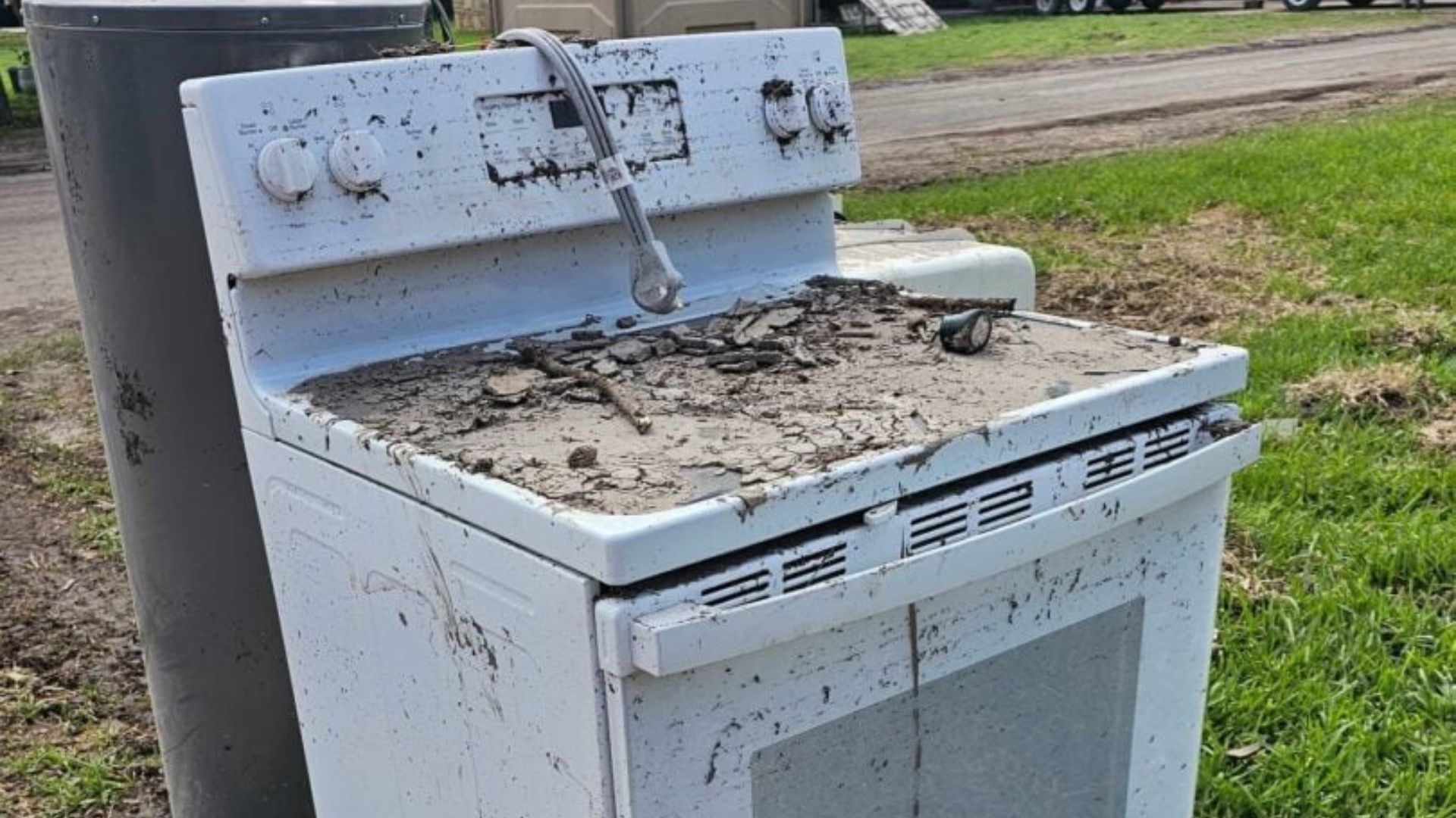 Texas Cleanup Team Opens Ruined Home Oven And Finds A Furry Survivor Inside
