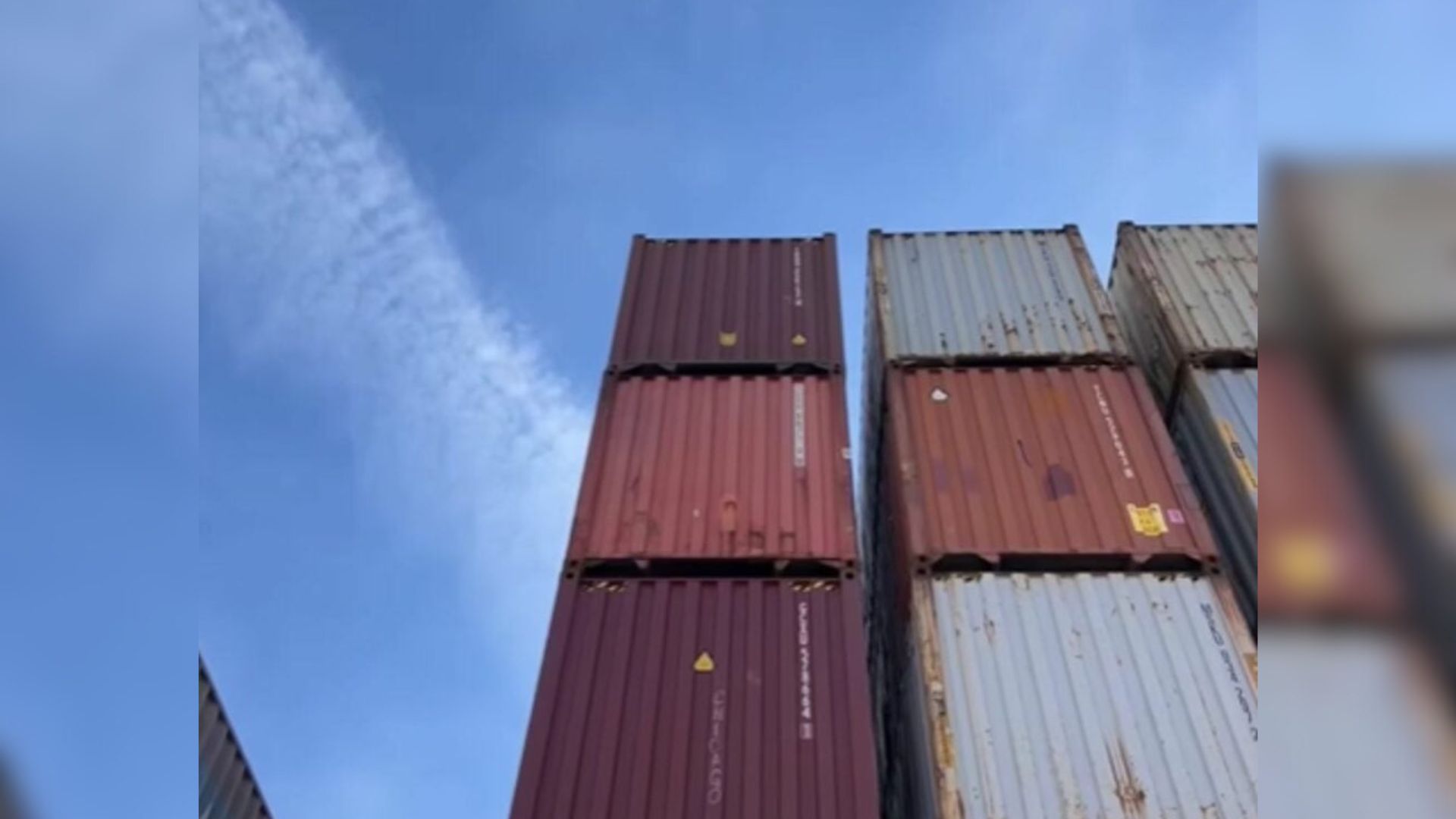 many containers